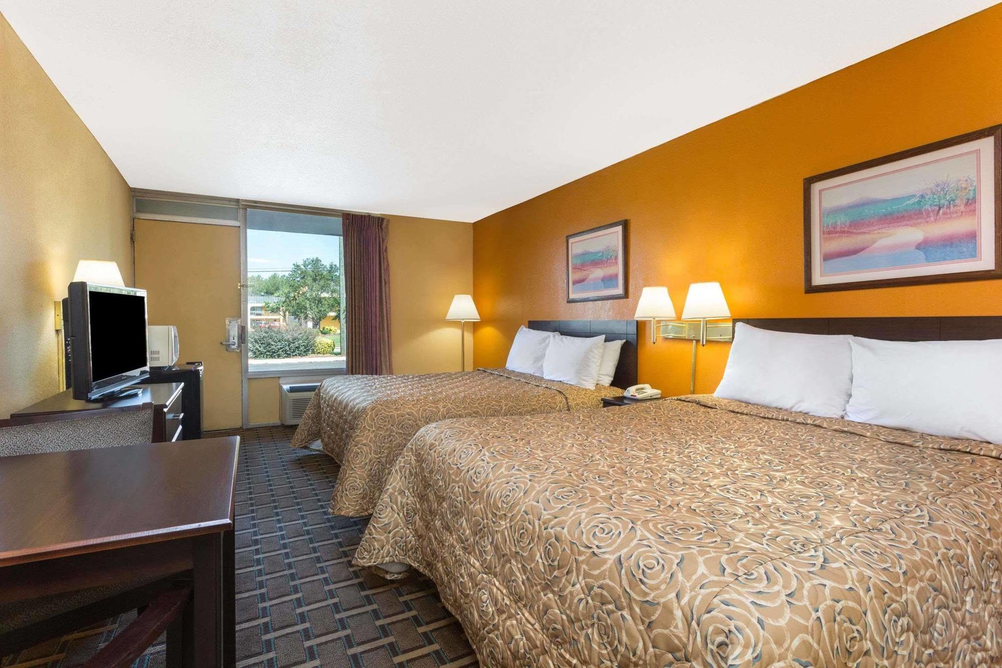 Americas Best Value Inn Perry Exterior photo