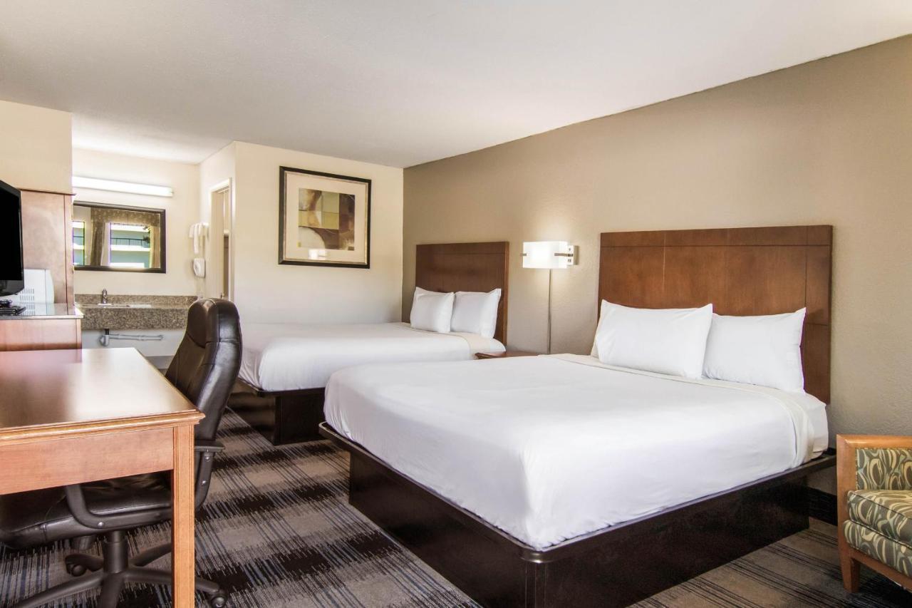 Americas Best Value Inn Perry Exterior photo