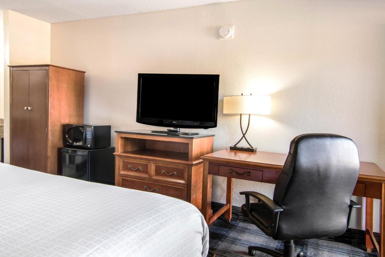 Americas Best Value Inn Perry Exterior photo